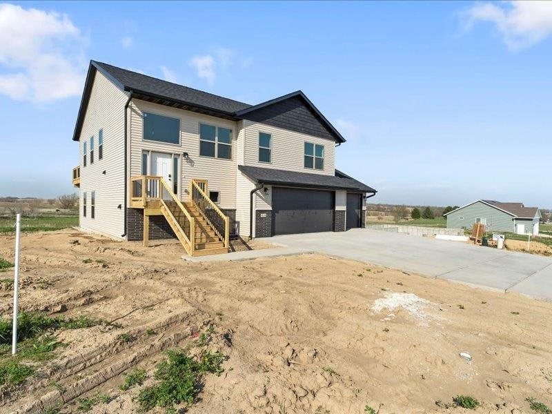 505 Galileo Drive Riverside, IA 52327 - Photo 3 of 32 Gallery Image 3