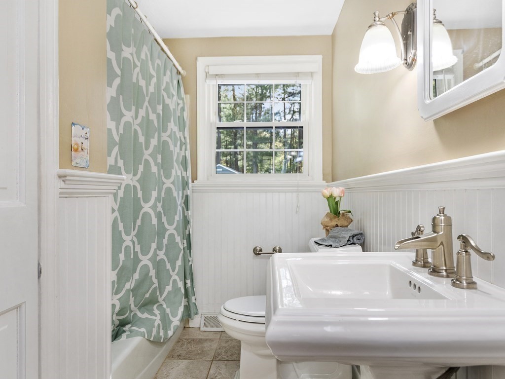 5 Belmont Road Billerica, MA 01821 - Photo 10 of 24 Gallery Image 10
