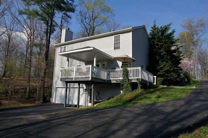 6582 Sylvan Brook Road Roanoke, VA 24018 - Photo 28 of 32 Rear View