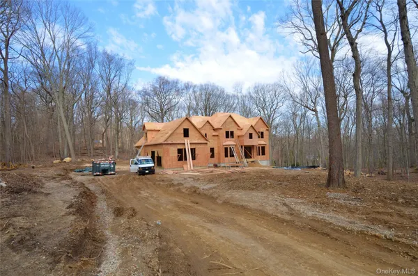 $3,790,000 | 550 Moriches Road, Head Of The Harbor, NY 11780
