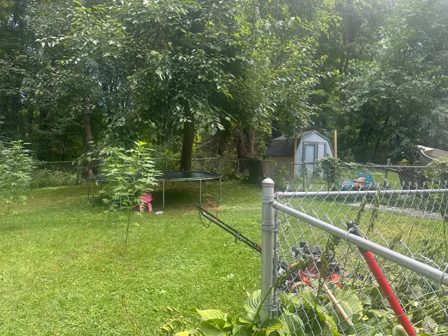 $180,000 | 53075 Maple Street, Dowagiac, MI 49047