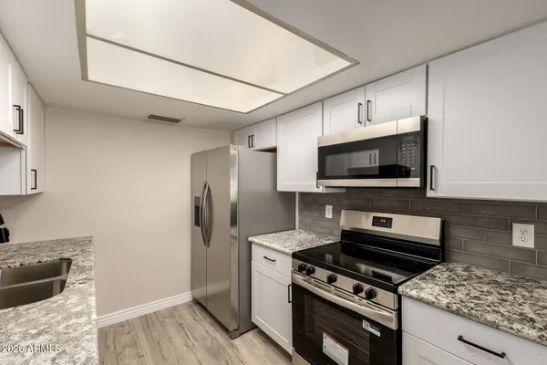 $265,000 | 9918 North 95th Drive, Unit B, Peoria, AZ 85345