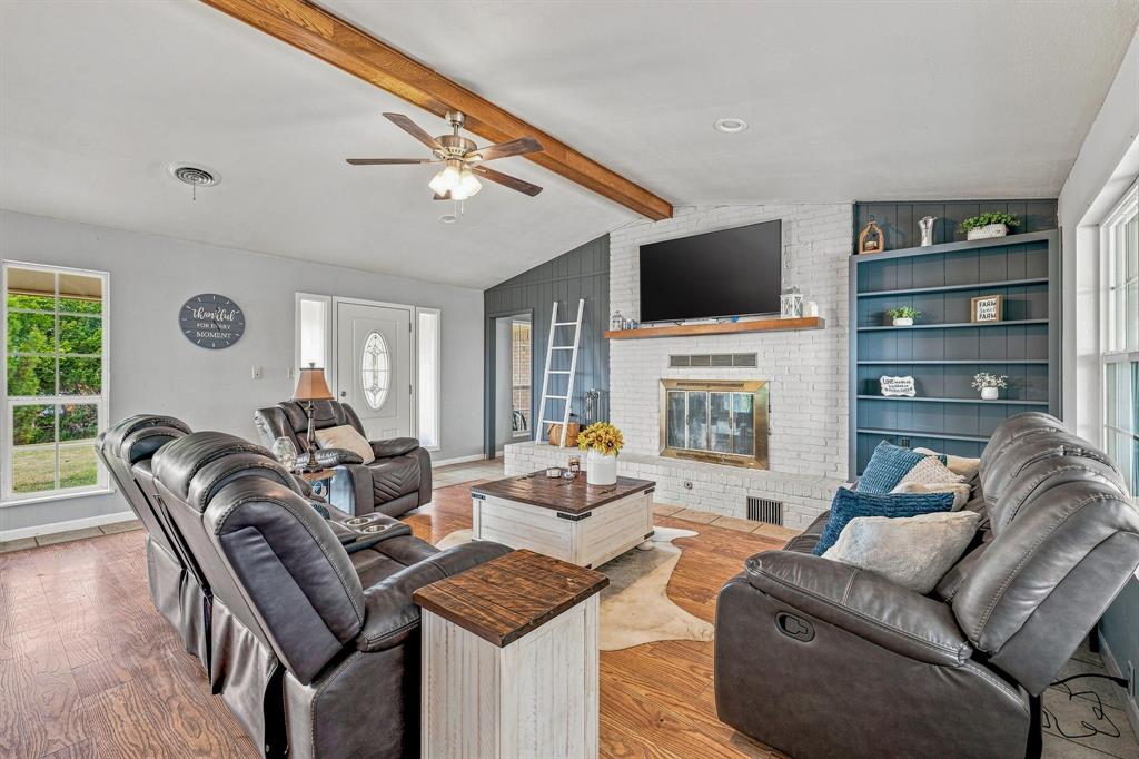 5351 Upper Denton Road Weatherford, TX 76085 - Photo 7 of 40 Gallery Image 7