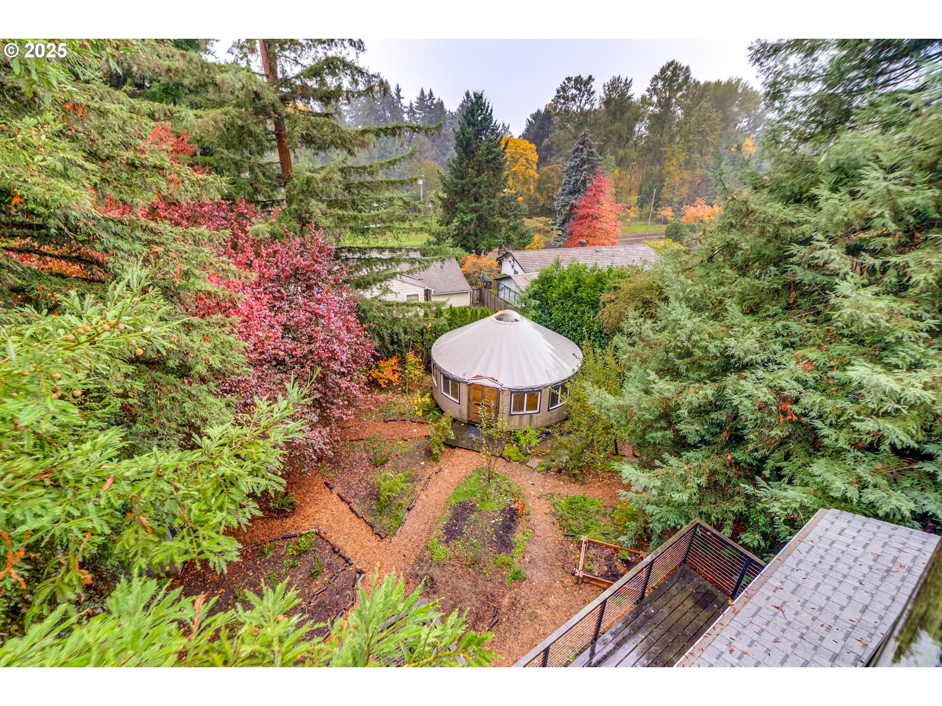 2733 Northeast 92nd Avenue Portland, OR 97220 - Photo 14 of 48 a view of a outdoor space