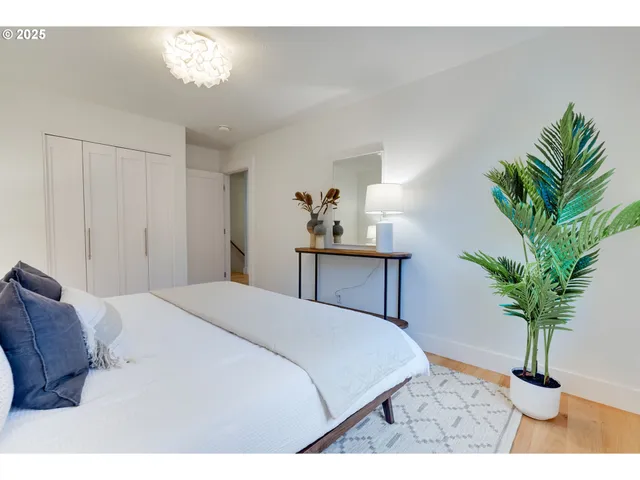 $599,900 | 2733 Northeast 92nd Avenue, Portland, OR 97220