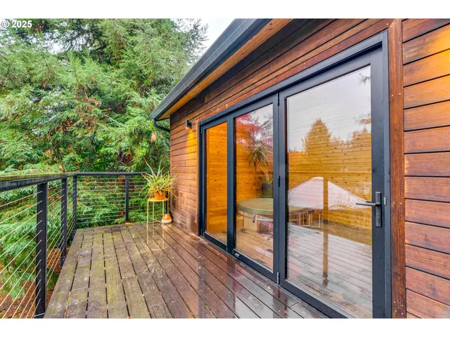 $599,900 | 2733 Northeast 92nd Avenue, Portland, OR 97220