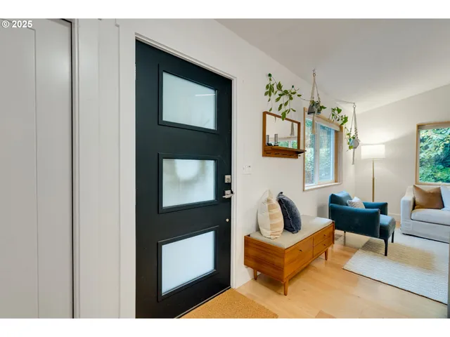 $599,900 | 2733 Northeast 92nd Avenue, Portland, OR 97220