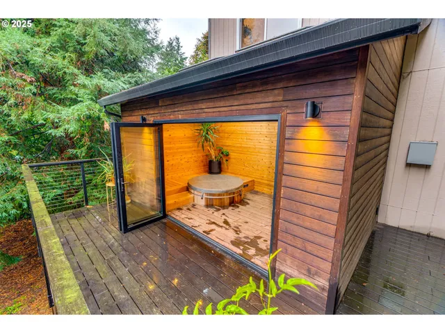 $599,900 | 2733 Northeast 92nd Avenue, Portland, OR 97220