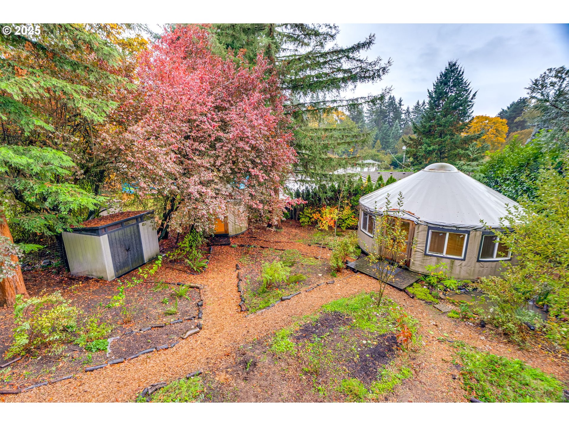 2733 Northeast 92nd Avenue Portland, OR 97220 - Photo 42 of 48 a view of a house with backyard and sitting area