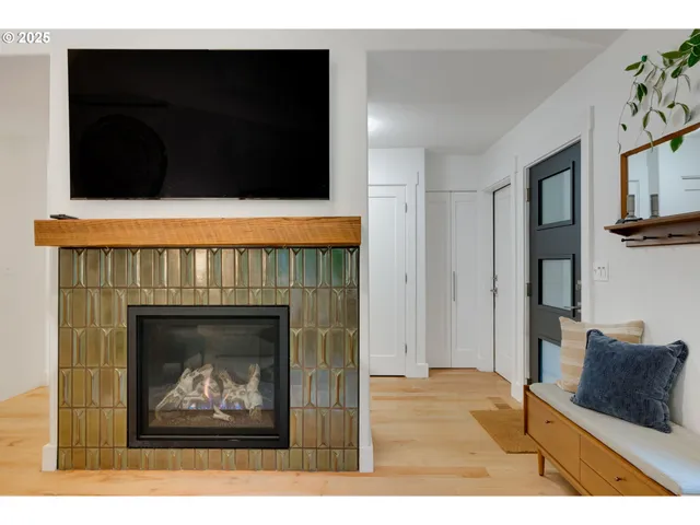 $599,900 | 2733 Northeast 92nd Avenue, Portland, OR 97220