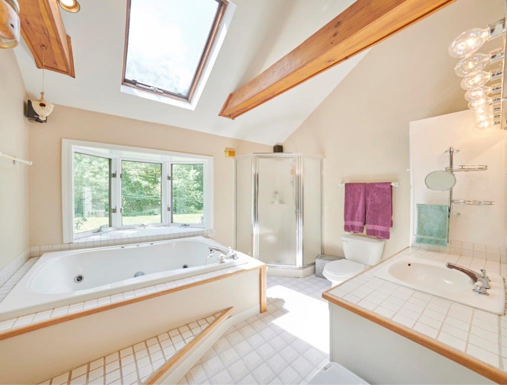 103 Gilcreast Road Londonderry, NH 03053 - Photo 14 of 26 Gallery Image 14