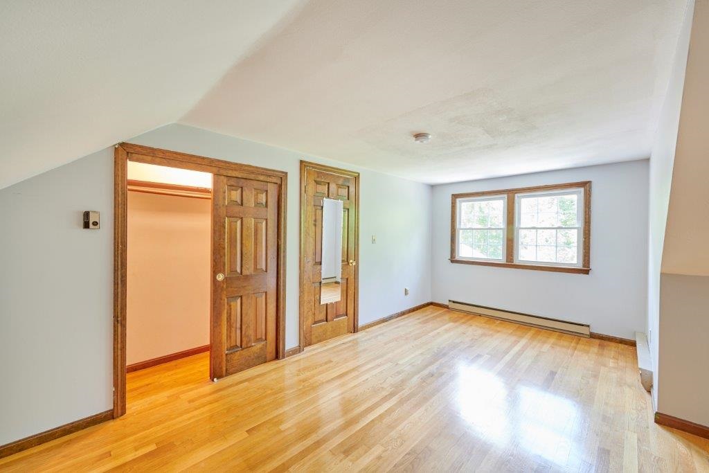 103 Gilcreast Road Londonderry, NH 03053 - Photo 16 of 26 Gallery Image 16
