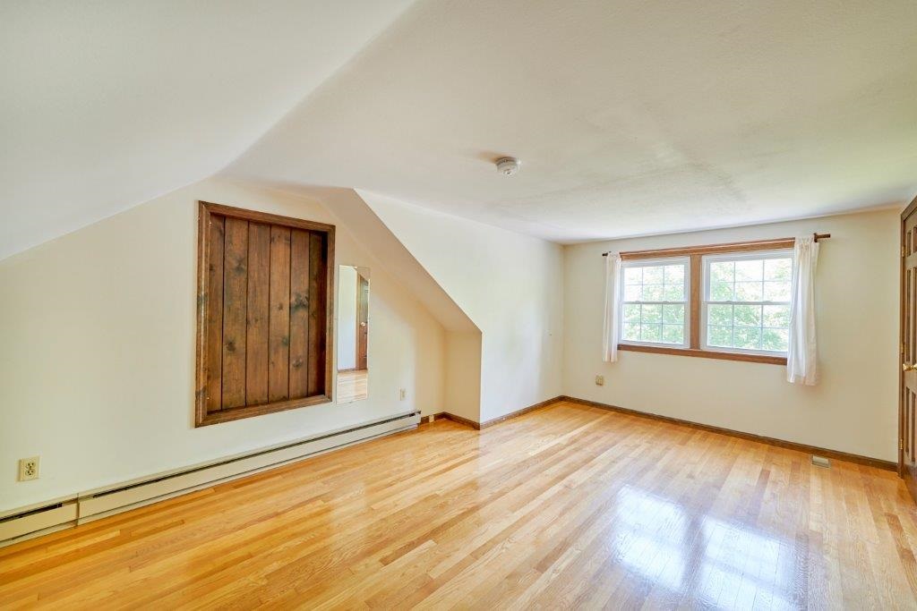 103 Gilcreast Road Londonderry, NH 03053 - Photo 17 of 26 Gallery Image 17