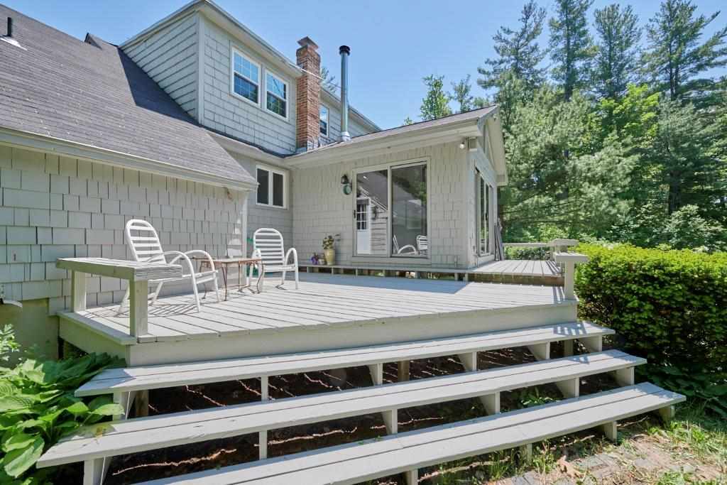 103 Gilcreast Road Londonderry, NH 03053 - Photo 20 of 26 Gallery Image 20