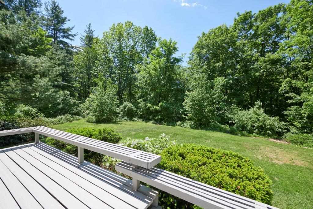 103 Gilcreast Road Londonderry, NH 03053 - Photo 21 of 26 Gallery Image 21