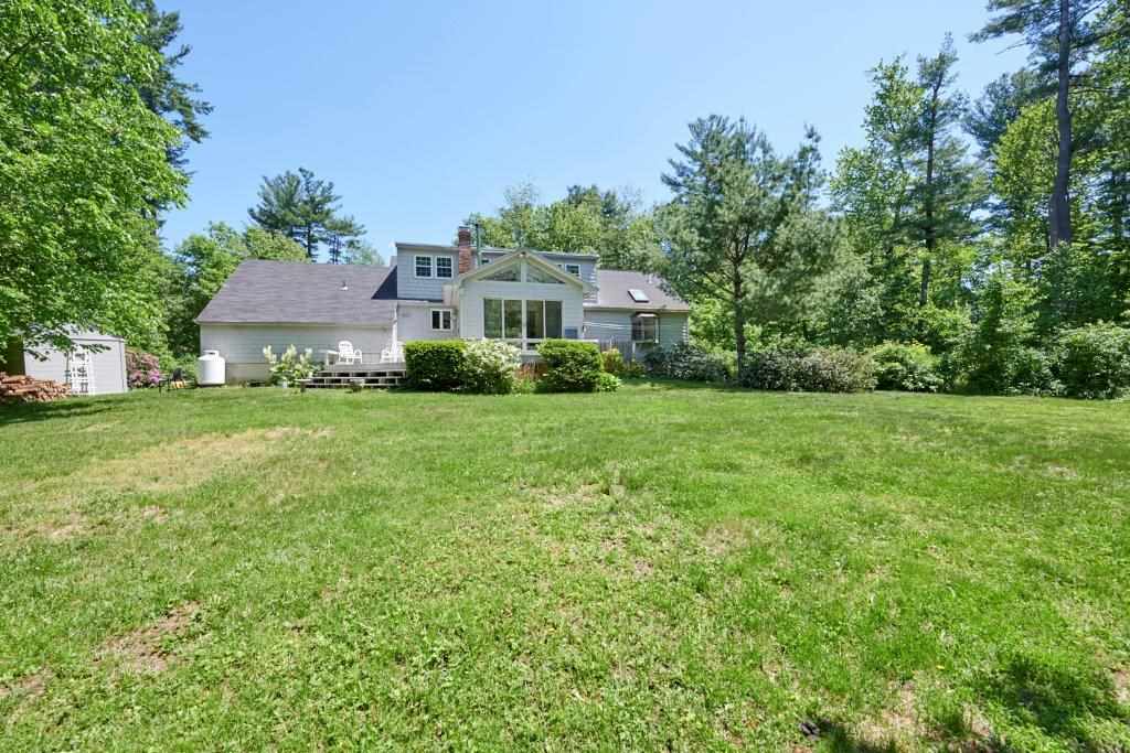 103 Gilcreast Road Londonderry, NH 03053 - Photo 24 of 26 Gallery Image 24