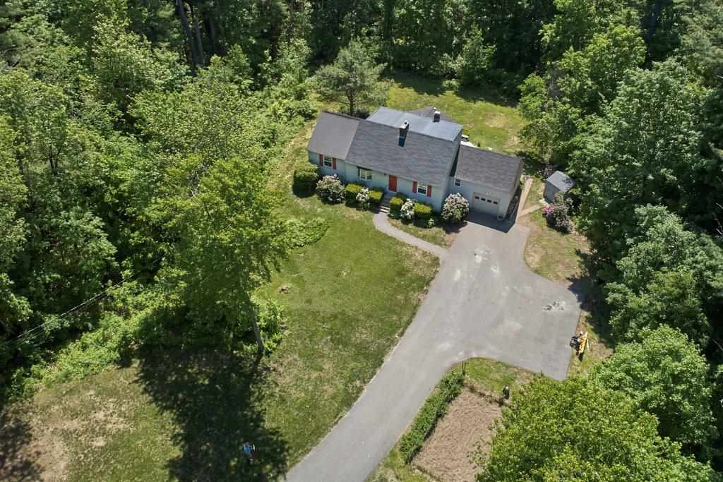 103 Gilcreast Road Londonderry, NH 03053 - Photo 25 of 26 Gallery Image 25