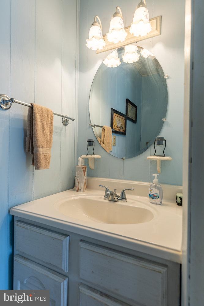 204 Baptist Road Hancock, MD 21750 - Photo 17 of 41 Gallery Image 17