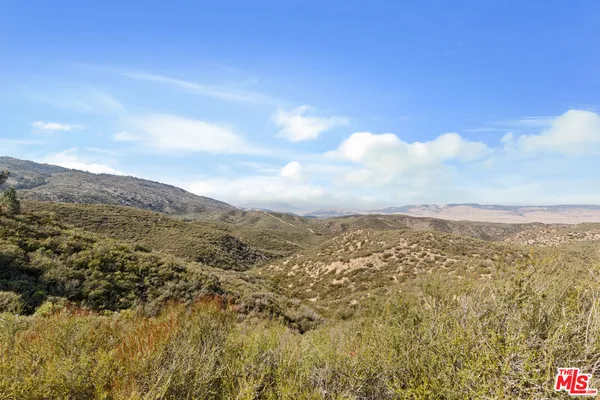 $11,975,000 | 28765 Pine Canyon Road, Lake Hughes, CA 93532