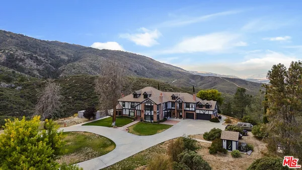 $11,975,000 | 28765 Pine Canyon Road, Lake Hughes, CA 93532