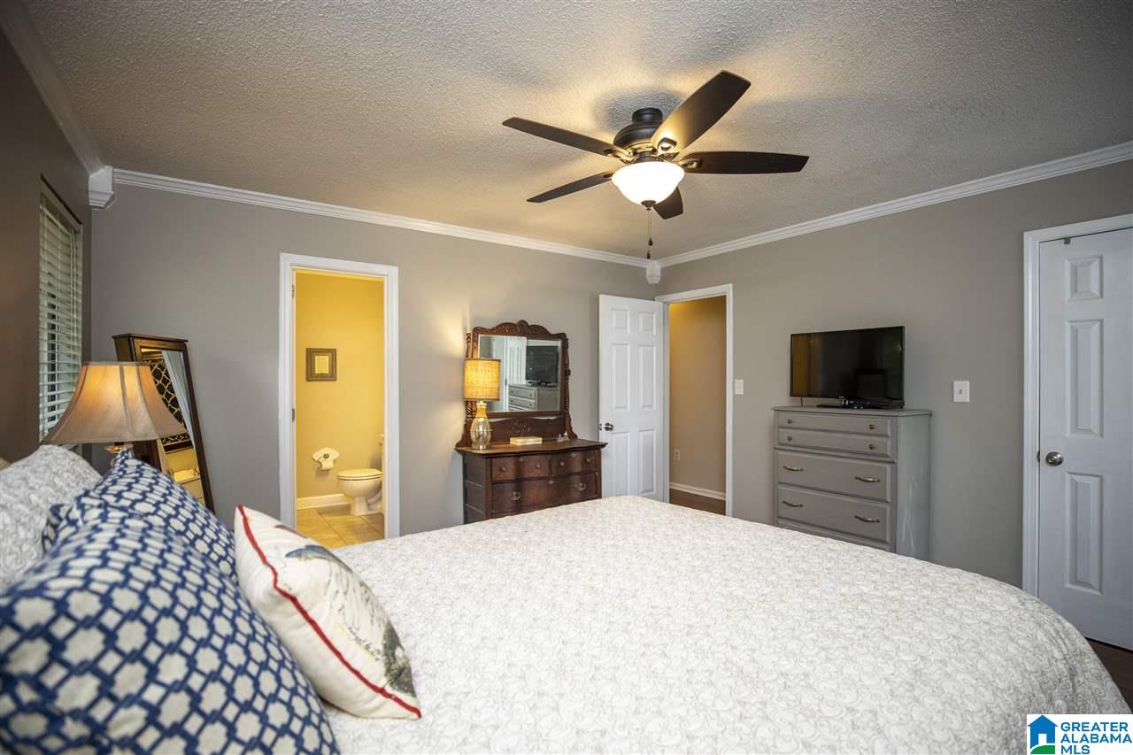 102 Pinehurst Road Trussville, AL 35173 - Photo 17 of 35