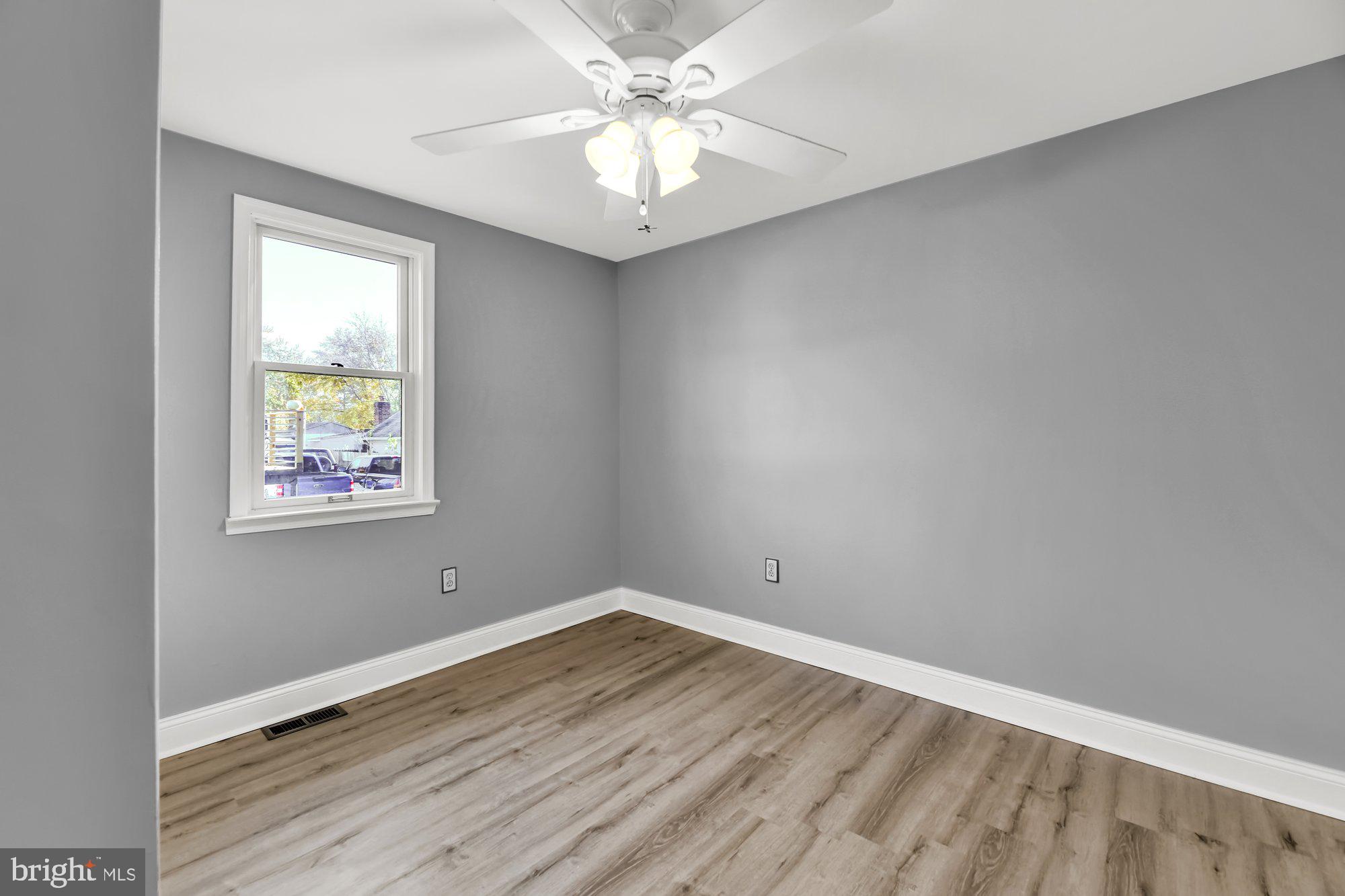 7339 Gunpowder Road Baltimore, MD 21220 - Photo 10 of 34 Main Level bedroom 1 with ceiling fan