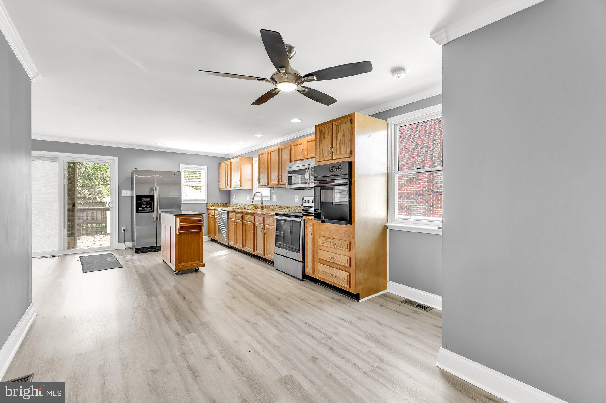 7339 Gunpowder Road Baltimore, MD 21220 - Photo 33 of 34 Open flowing floor plan with eat-in kitchen