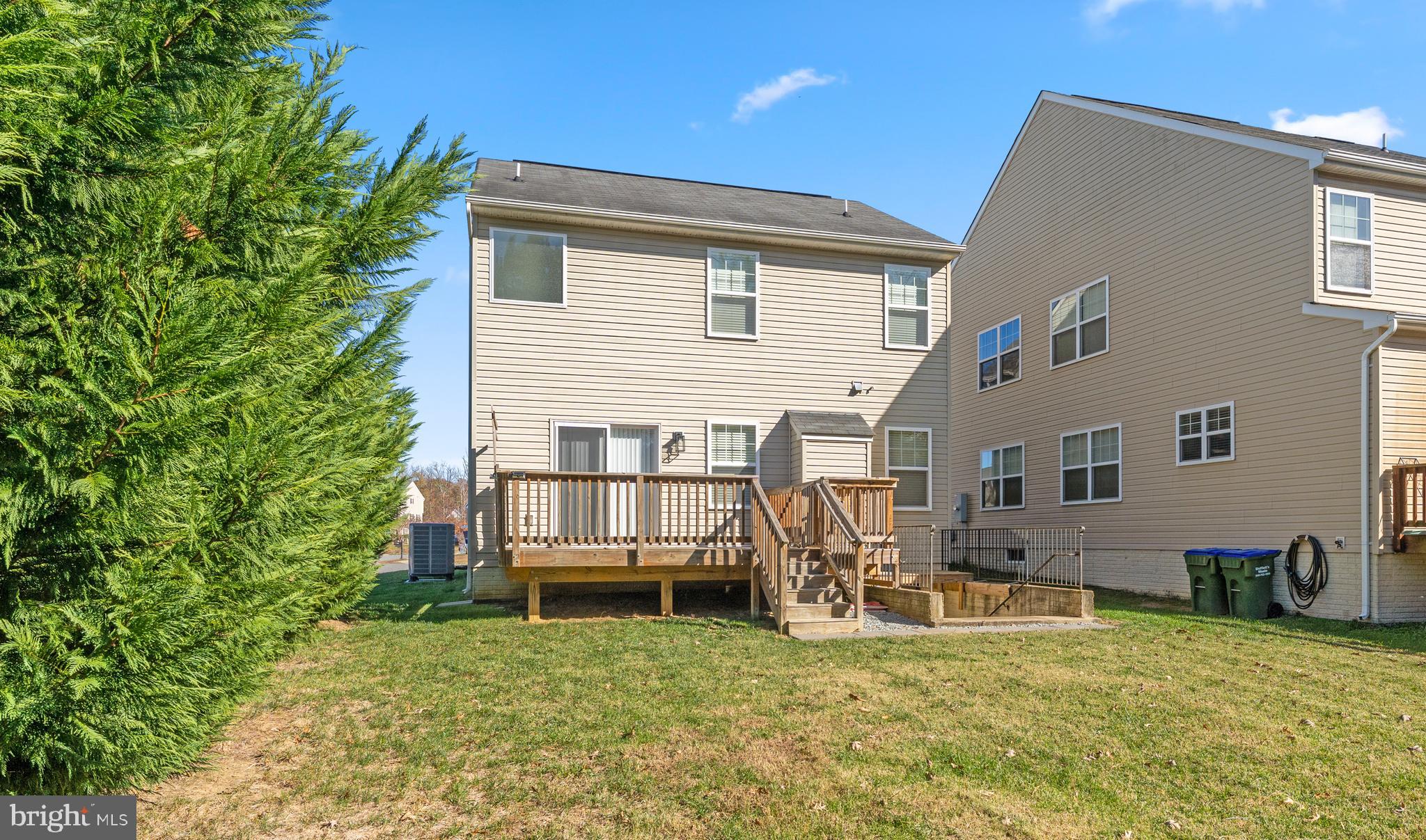 18350 Congressional Circle Ruther Glen, VA 22546 - Photo 4 of 55 a house view with a outdoor seating space