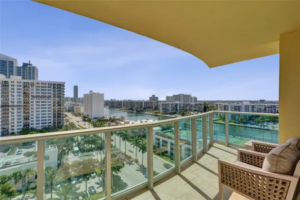 $4,500 | 2501 South Ocean Drive, Unit 1235, Hollywood, FL 33019