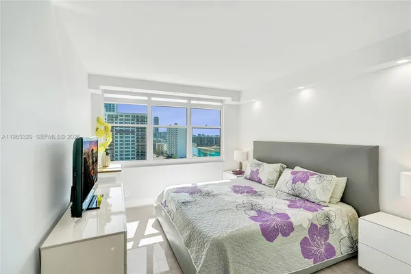 $4,500 | 2501 South Ocean Drive, Unit 1235, Hollywood, FL 33019