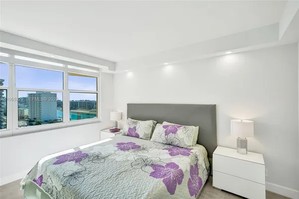 $4,500 | 2501 South Ocean Drive, Unit 1235, Hollywood, FL 33019