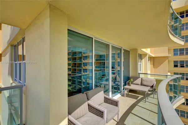 $4,500 | 2501 South Ocean Drive, Unit 1235, Hollywood, FL 33019