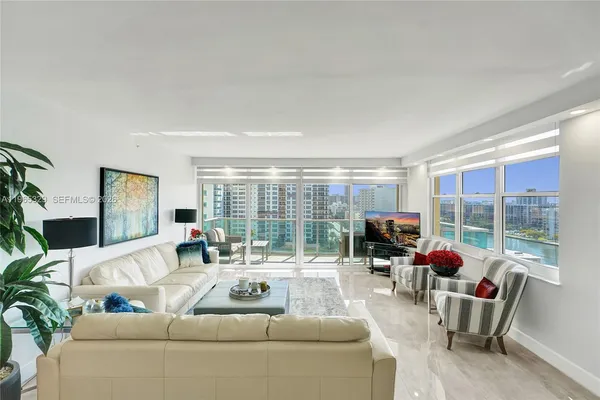 $4,500 | 2501 South Ocean Drive, Unit 1235, Hollywood, FL 33019