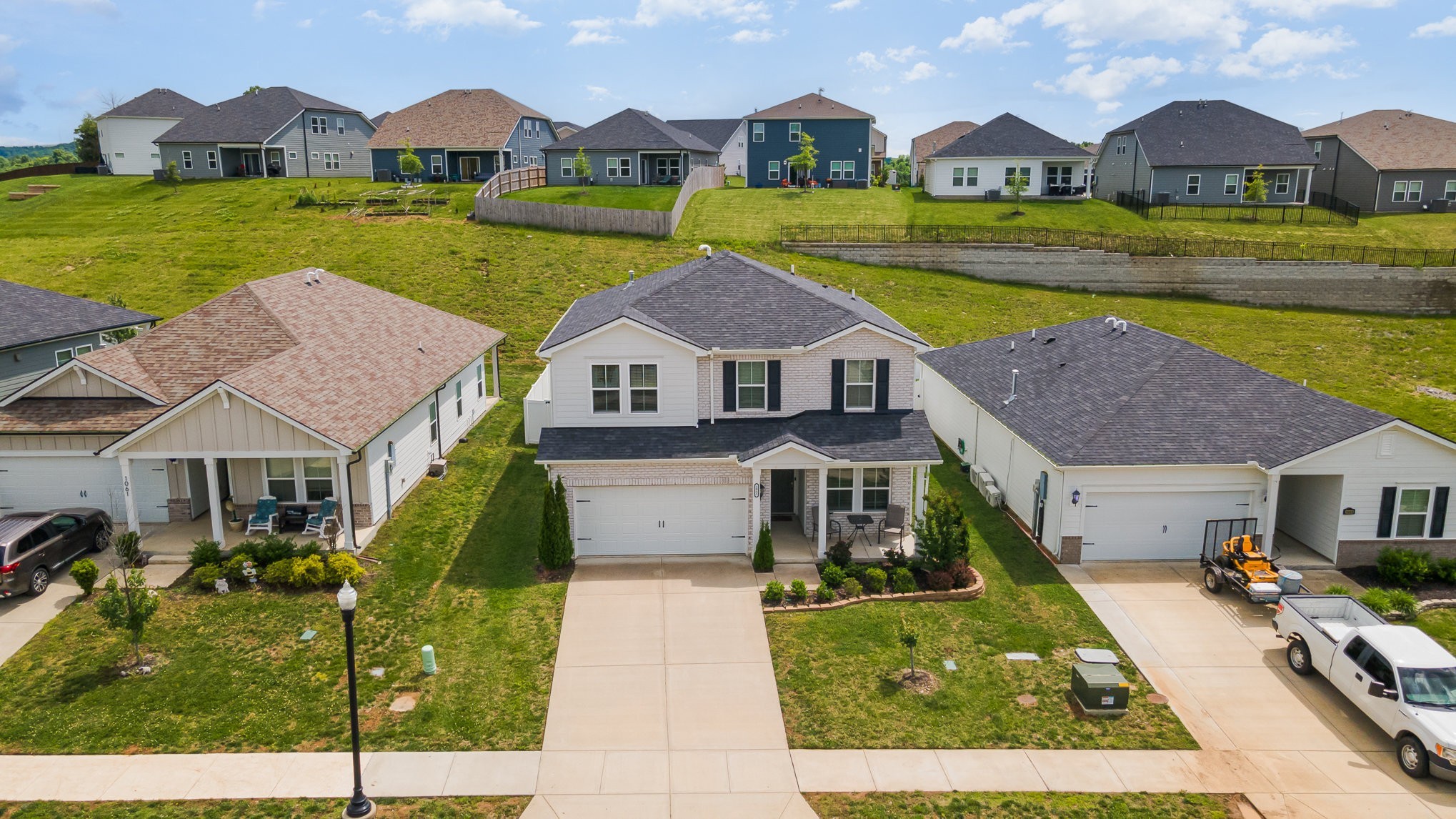 1063 Holland Ridge Way Lebanon, TN 37090 - Photo 3 of 34 Gallery Image 3