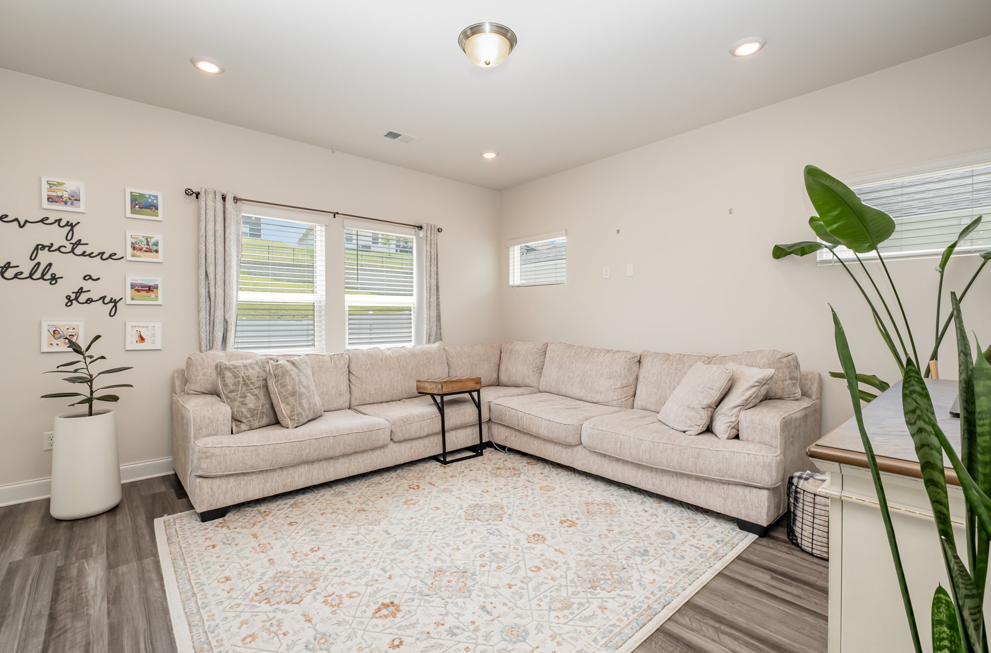1063 Holland Ridge Way Lebanon, TN 37090 - Photo 6 of 34 Gallery Image 6