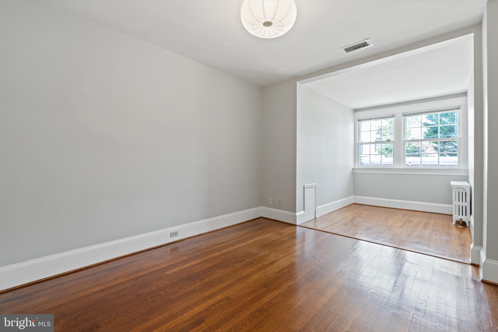 2709 Woodley Road Northwest Washington, DC 20008 - Photo 17 of 34 Bedroom #2