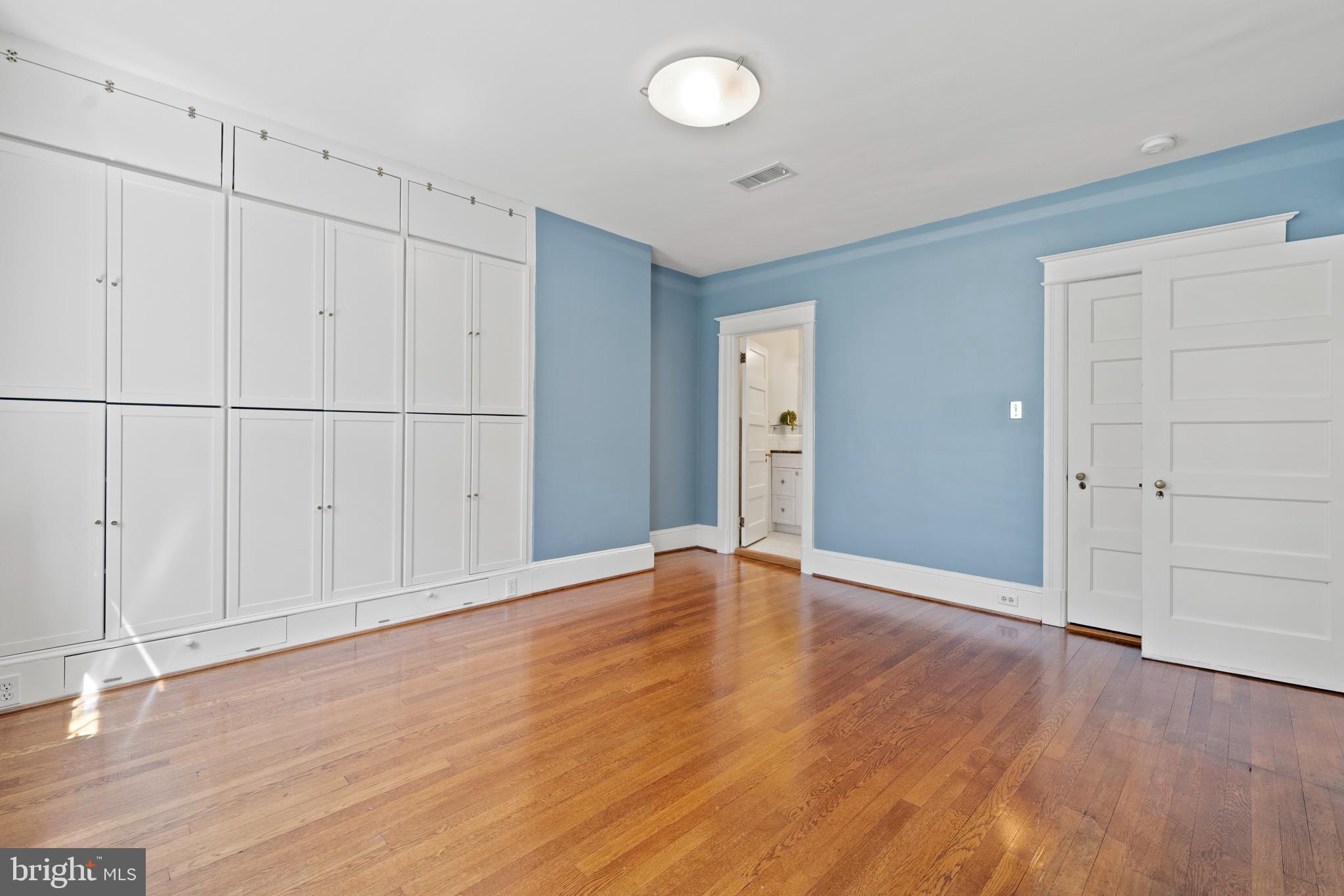 2709 Woodley Road Northwest Washington, DC 20008 - Photo 20 of 34 Bedroom #3