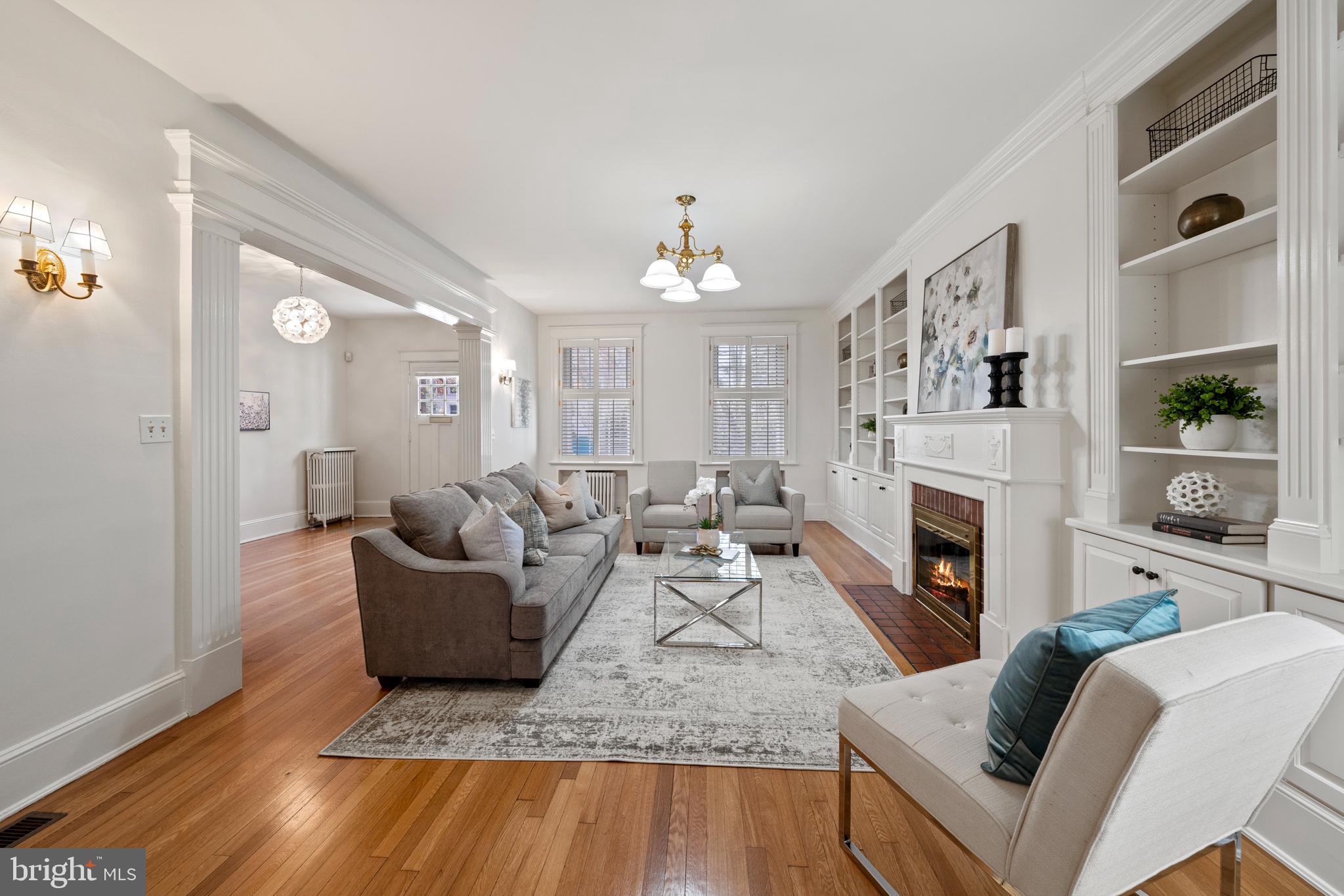 2709 Woodley Road Northwest Washington, DC 20008 - Photo 6 of 34 Living Room