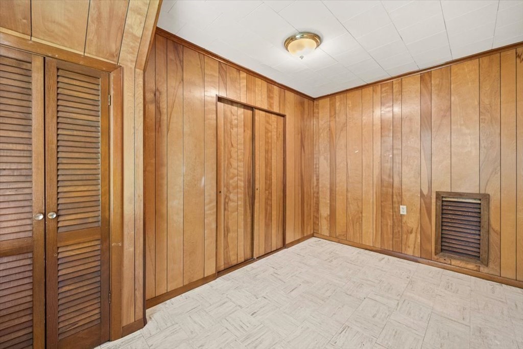 275 Summer Street Woonsocket, RI 02895 - Photo 17 of 40 Gallery Image 17