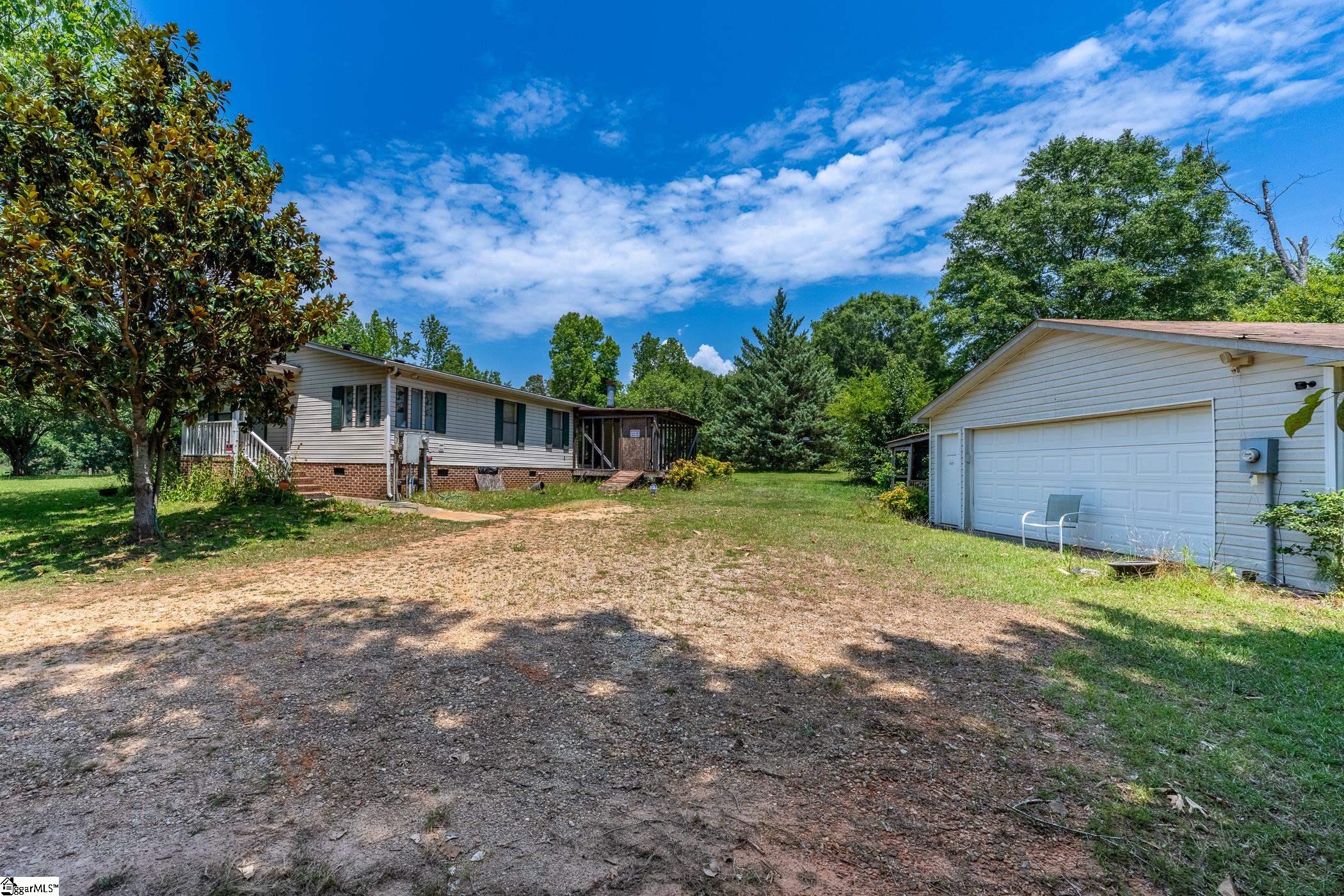 145 Finley Road Belton, SC 29627 - Photo 8 of 21