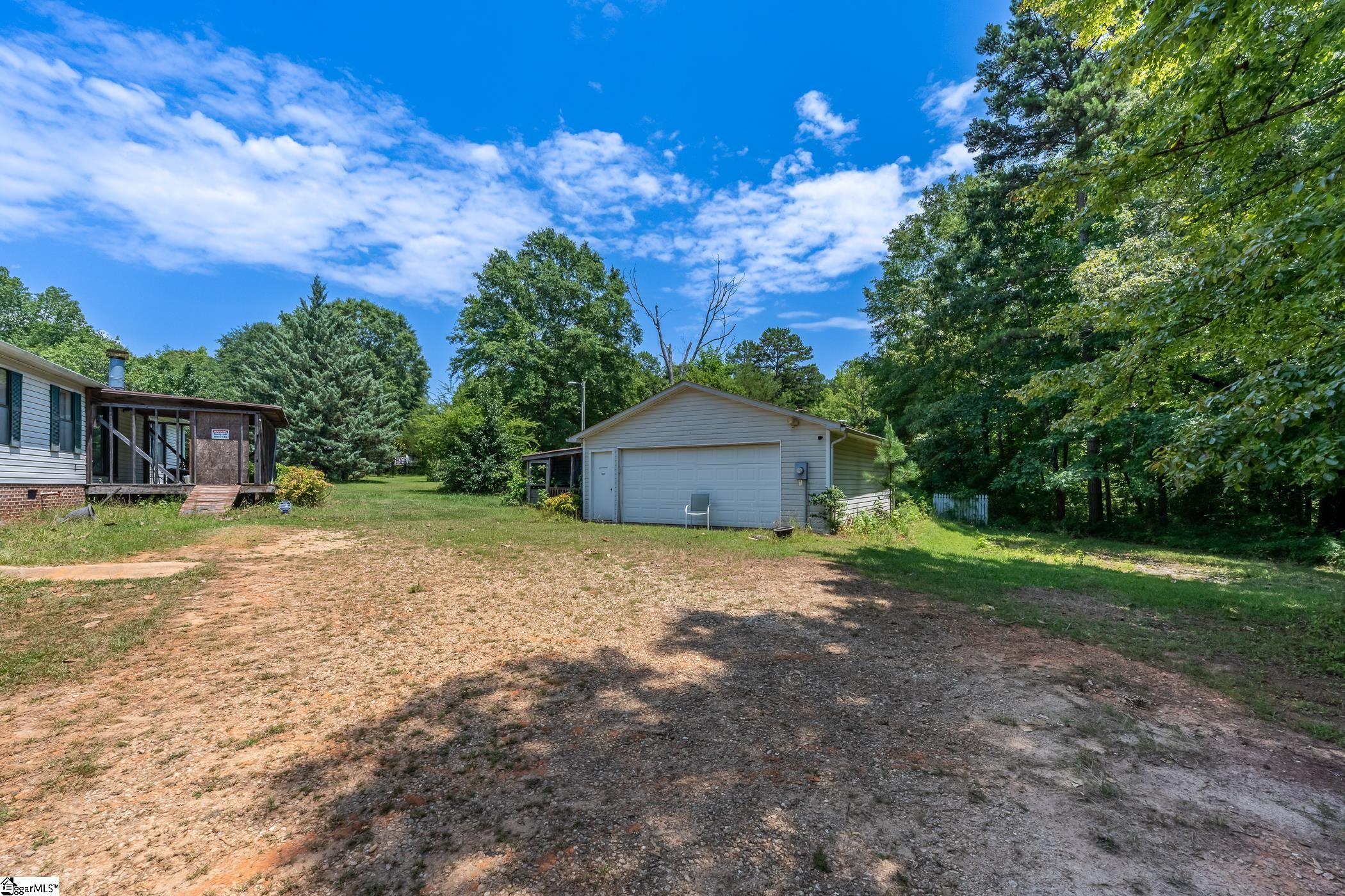 145 Finley Road Belton, SC 29627 - Photo 9 of 21