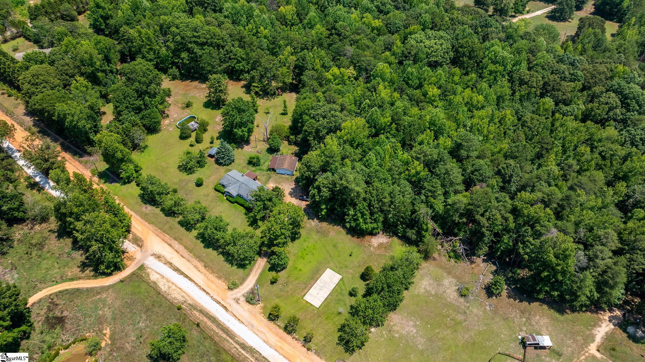 145 Finley Road Belton, SC 29627 - Photo 10 of 21