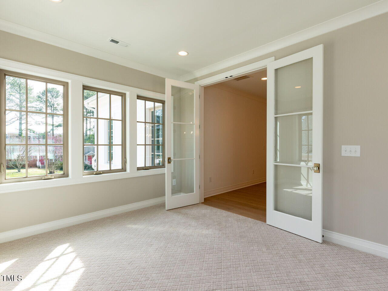 2302 Lyon Street Raleigh, NC 27608 - Photo 40 of 49 037-1280x960-bonus-room