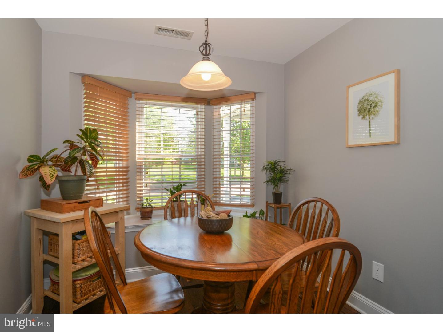 13 East Park Road Newtown, PA 18940 - Photo 6 of 25 Breakfast Room