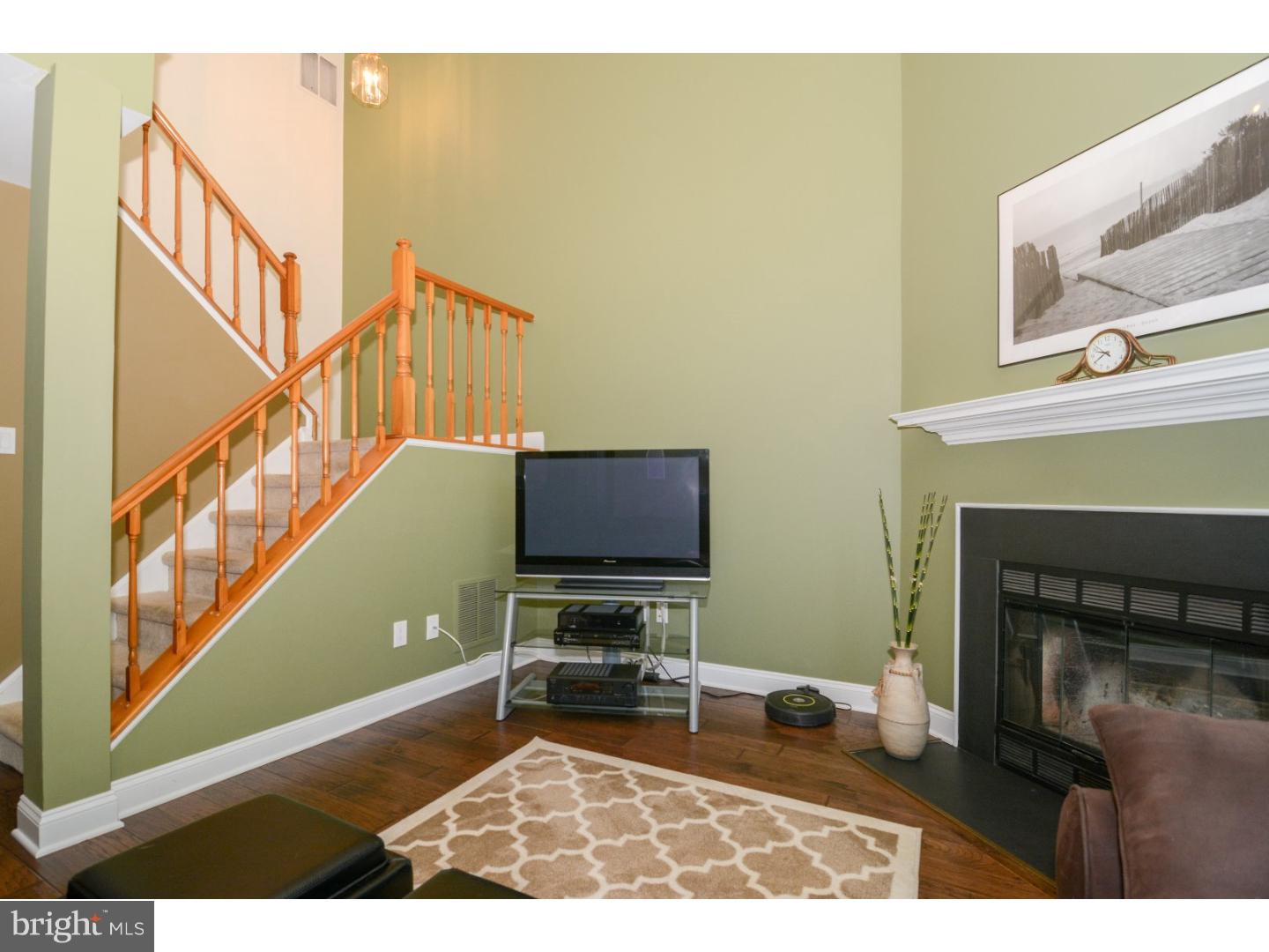 13 East Park Road Newtown, PA 18940 - Photo 10 of 25 Family Room