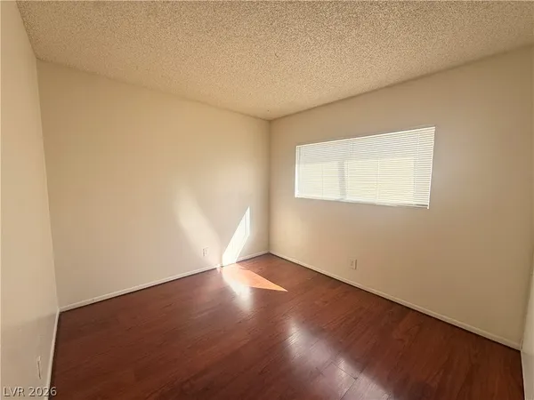 $900 | 4220 Stewart Avenue, Unit 2, Las Vegas, NV 89110