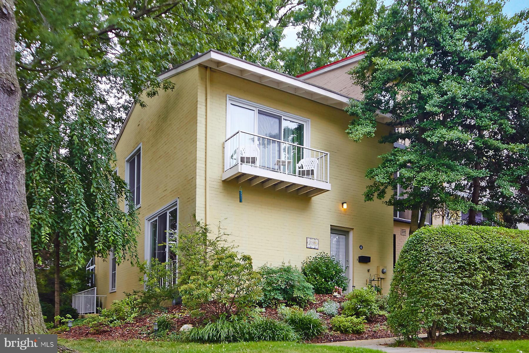11445 Waterview Cluster Reston, VA 20190 - Photo 1 of 30 Exterior (Front)
