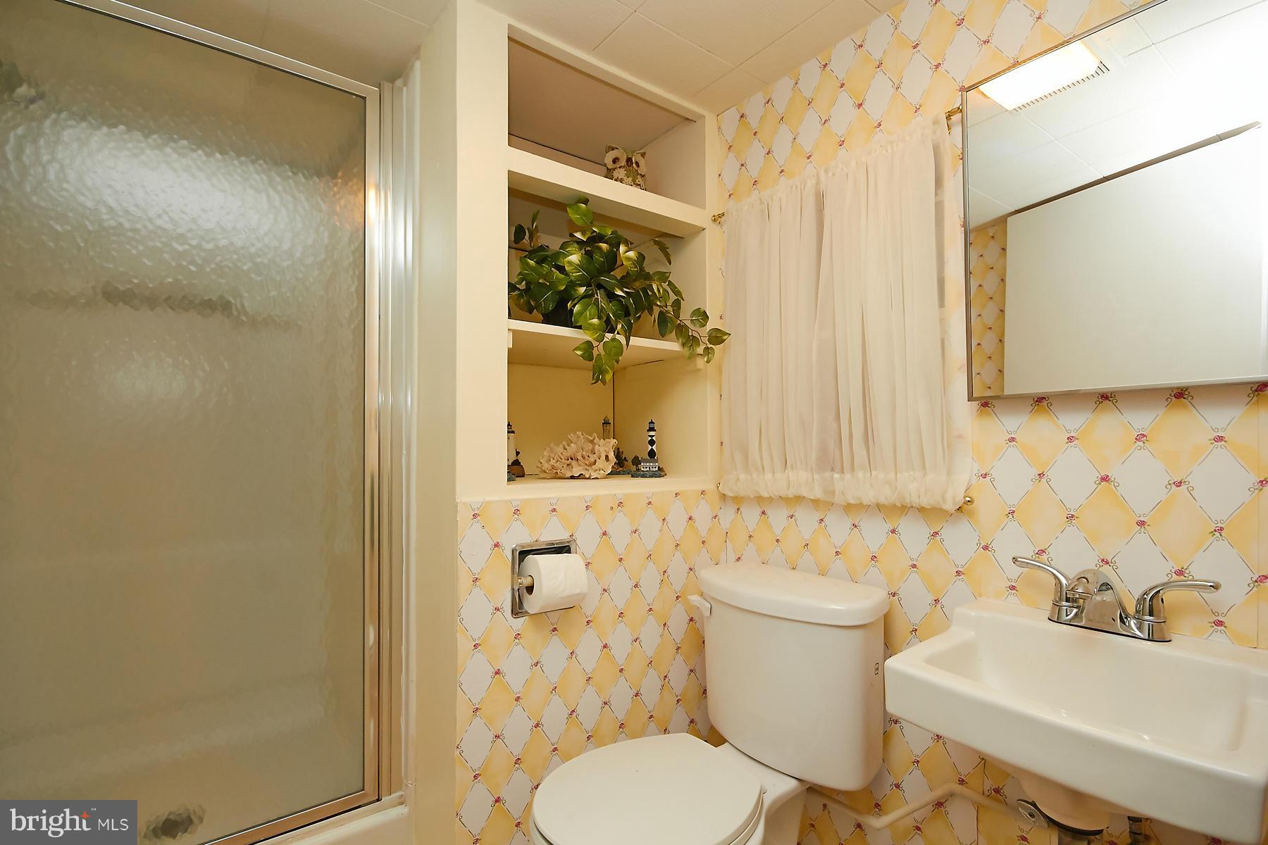 11445 Waterview Cluster Reston, VA 20190 - Photo 25 of 30 Bath