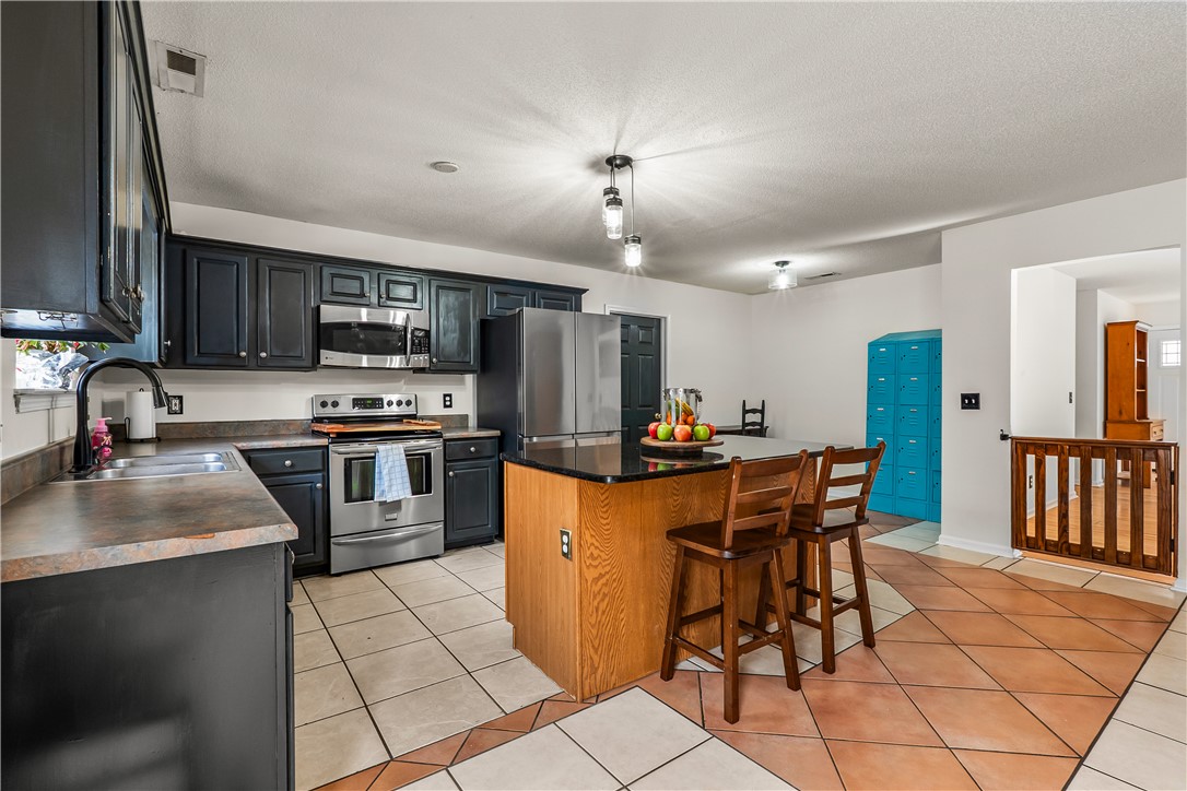 181 Crowe Creek Church Road Six Mile, SC 29682 - Photo 6 of 29