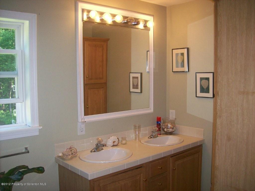 84 Dix Road Pleasant Mount, PA 18453 - Photo 10 of 16 Gallery Image 10